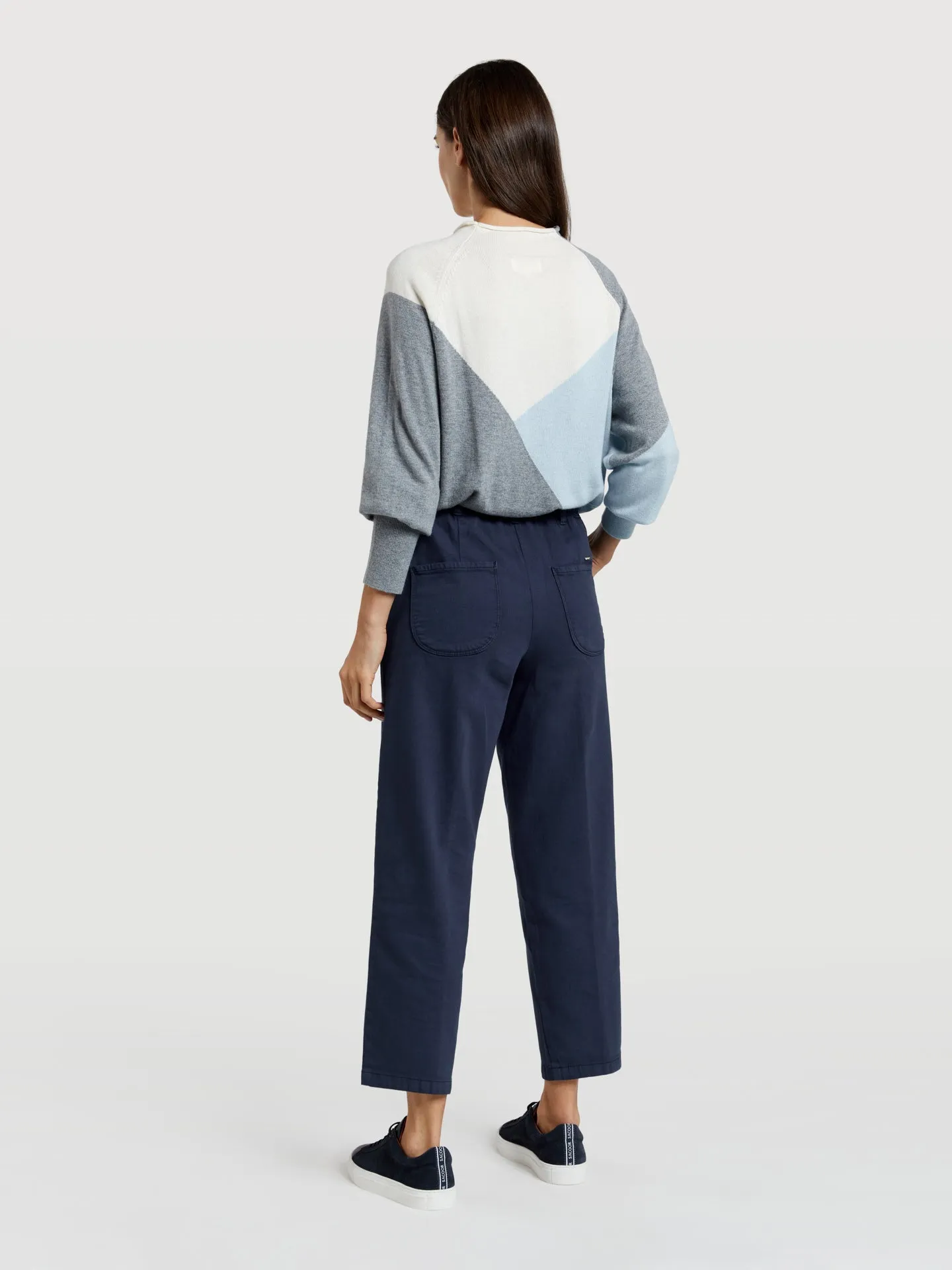 Chino trousers with back patch pockets