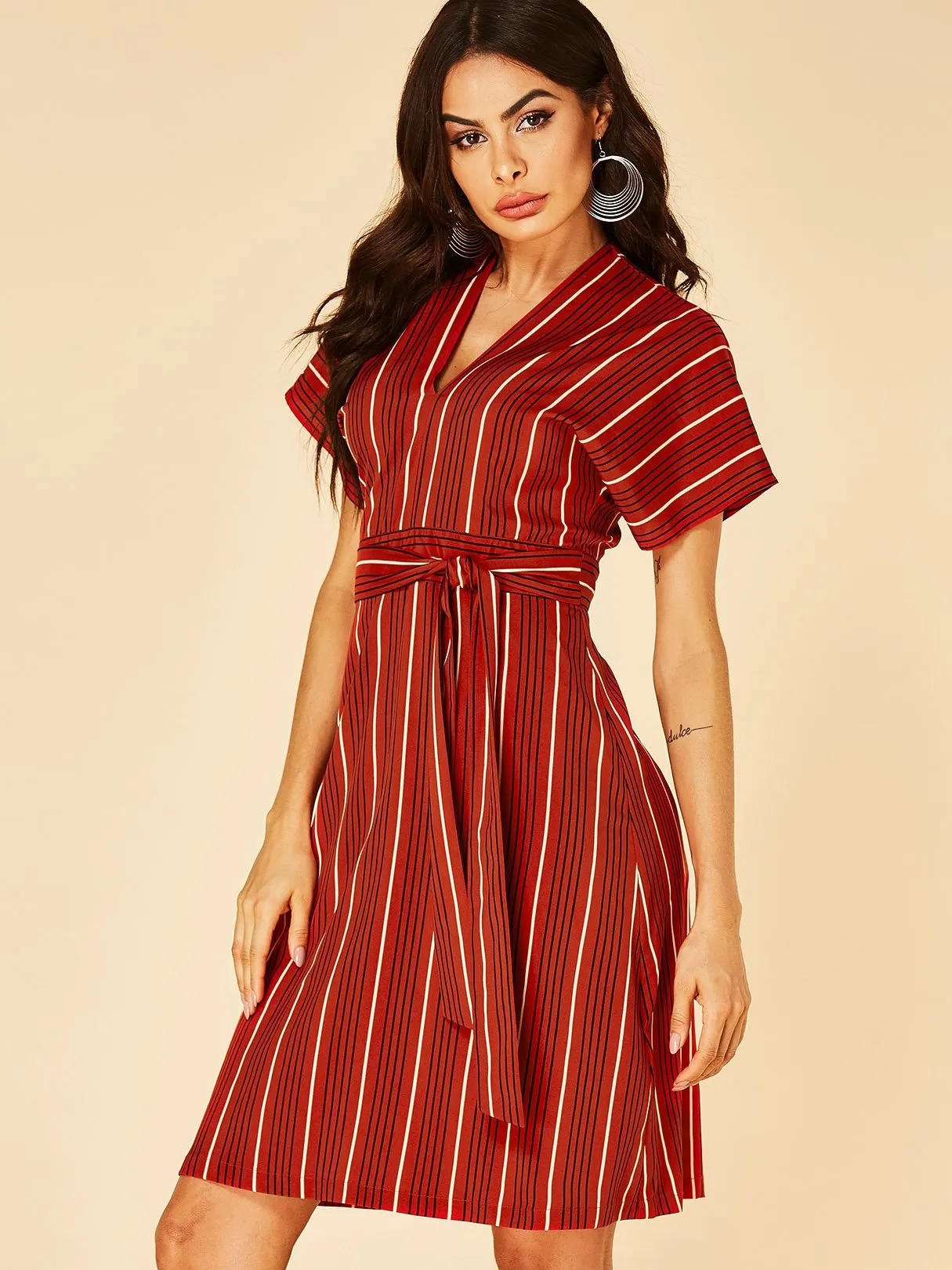 Wholesale Red V-Neck Short Sleeve Stripe Self-Tie Dresses