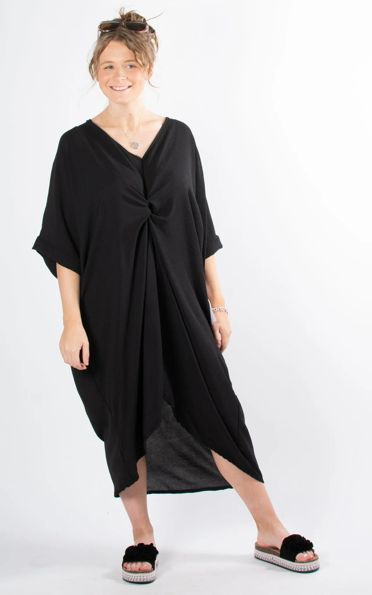 Whoopi V-neck Dress | Black