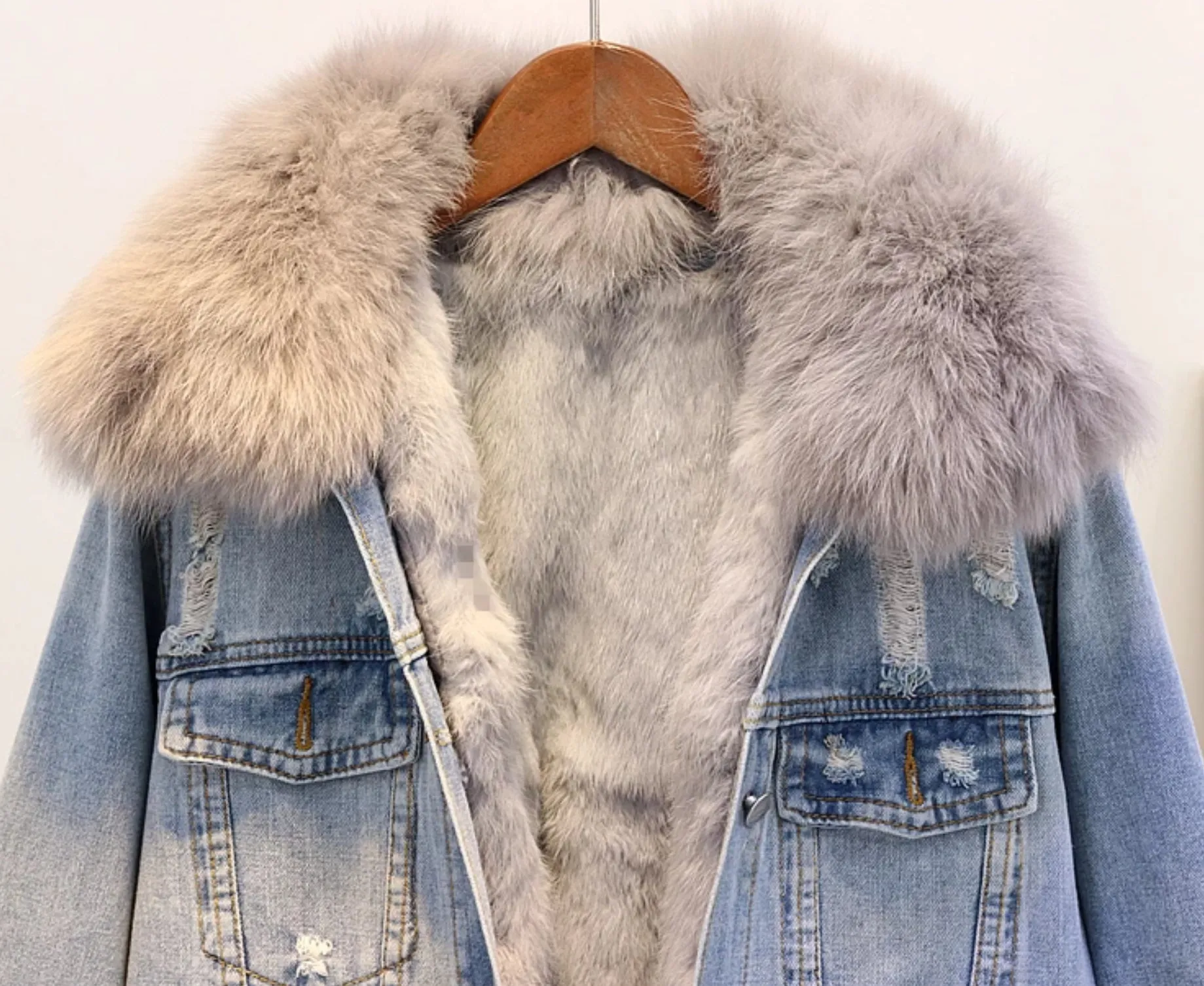 Women's Winter Denim Jacket With Natural Fox Fur